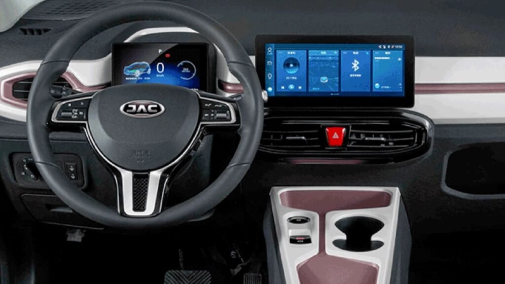 JAC Motors JS1 dentro